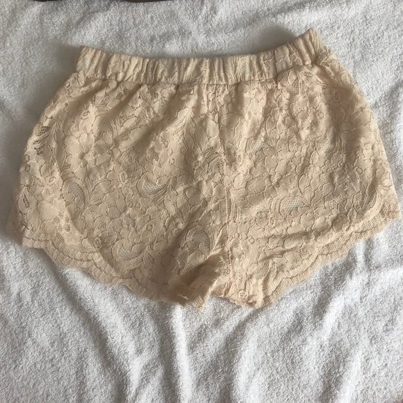 BRANDY SHORTS *RARE* - Picture 3 of 4